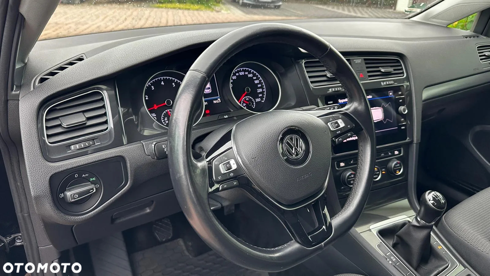 Volkswagen Golf VII 1.5 TSI BMT Comfortline - 9