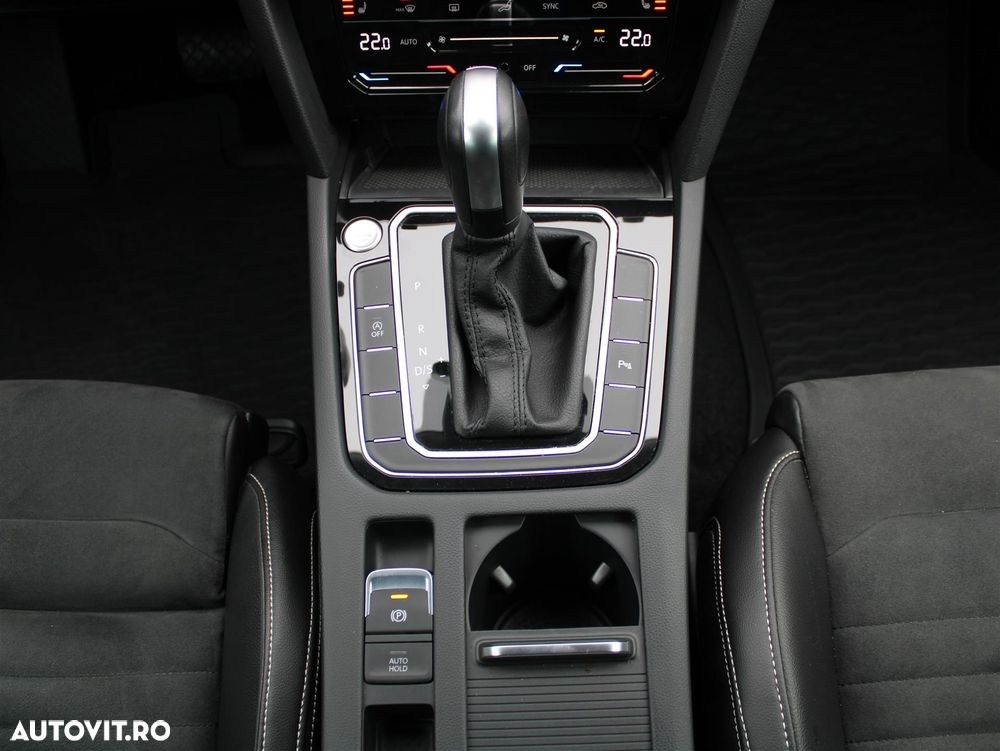 Volkswagen Passat 2.0 TDI 4Mot DSG Highline - 20