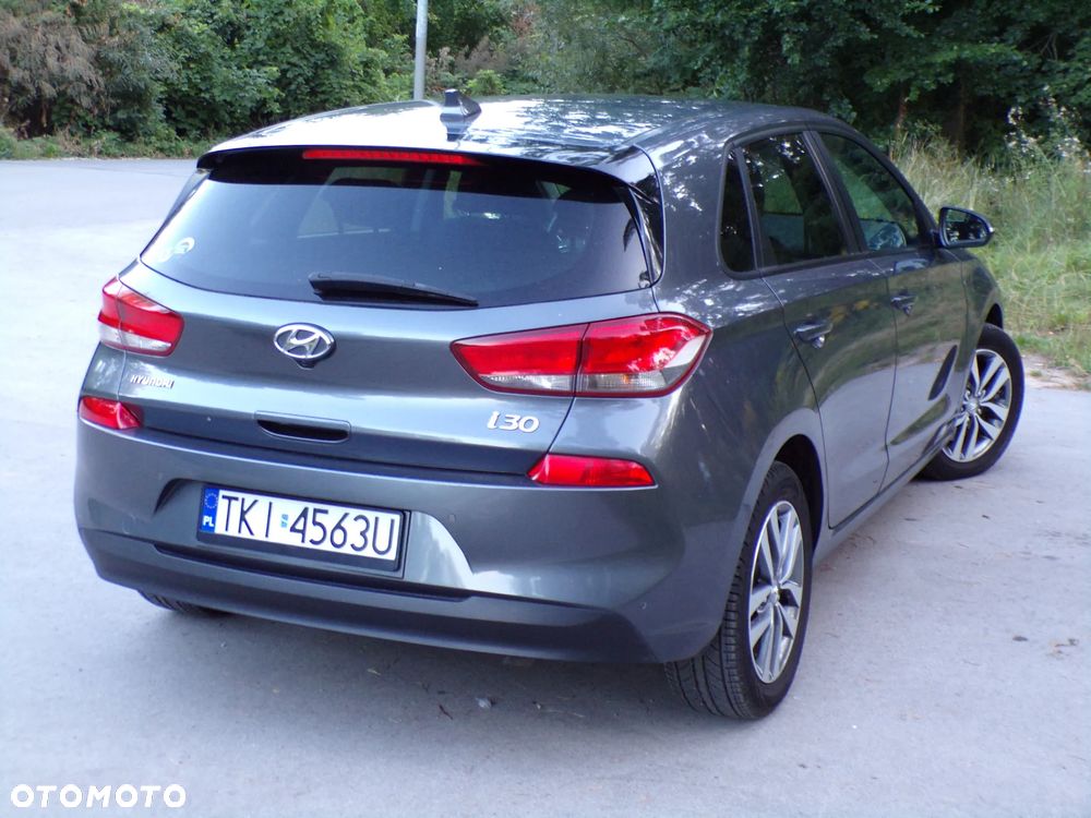 Hyundai i30 1.6 CRDI Intro Edition - 8