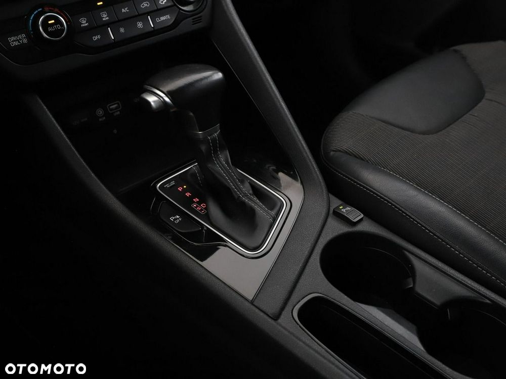 Kia Niro 1.6 GDI Hybrid L - 31