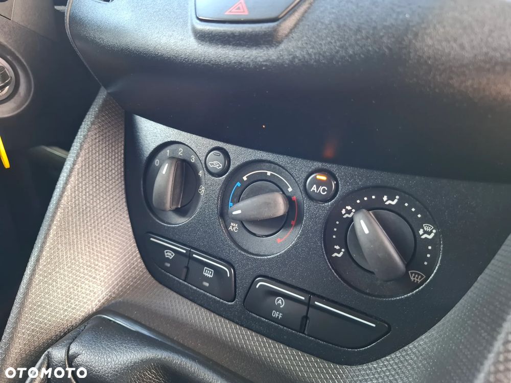 Ford Transit connect - 13