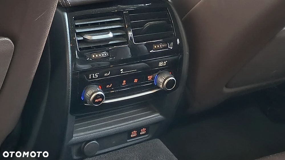 BMW Seria 5 540d xDrive - 20