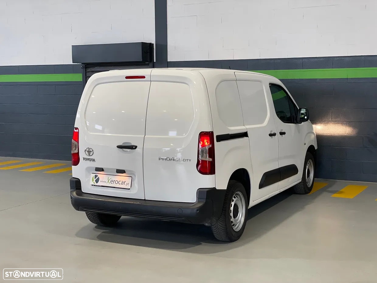 Toyota Proace City 1.5D 100HP 3L - 5