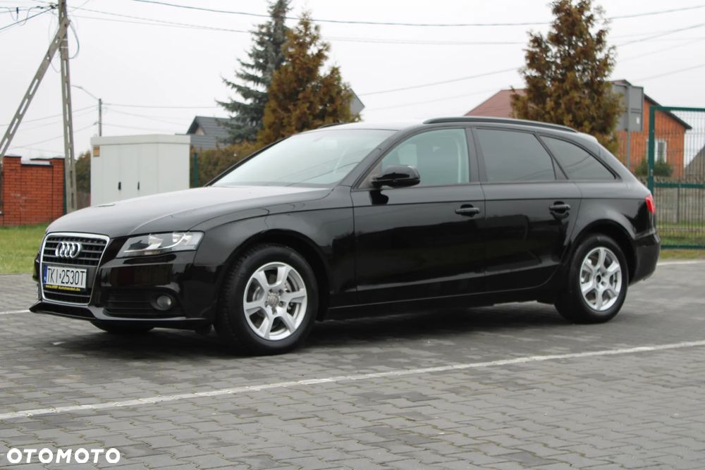 Audi A4 Avant 2.0 TFSI Attraction - 2
