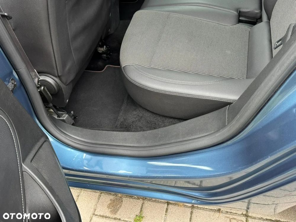 Opel Astra 1.6 Sports Tourer Automatik - 23
