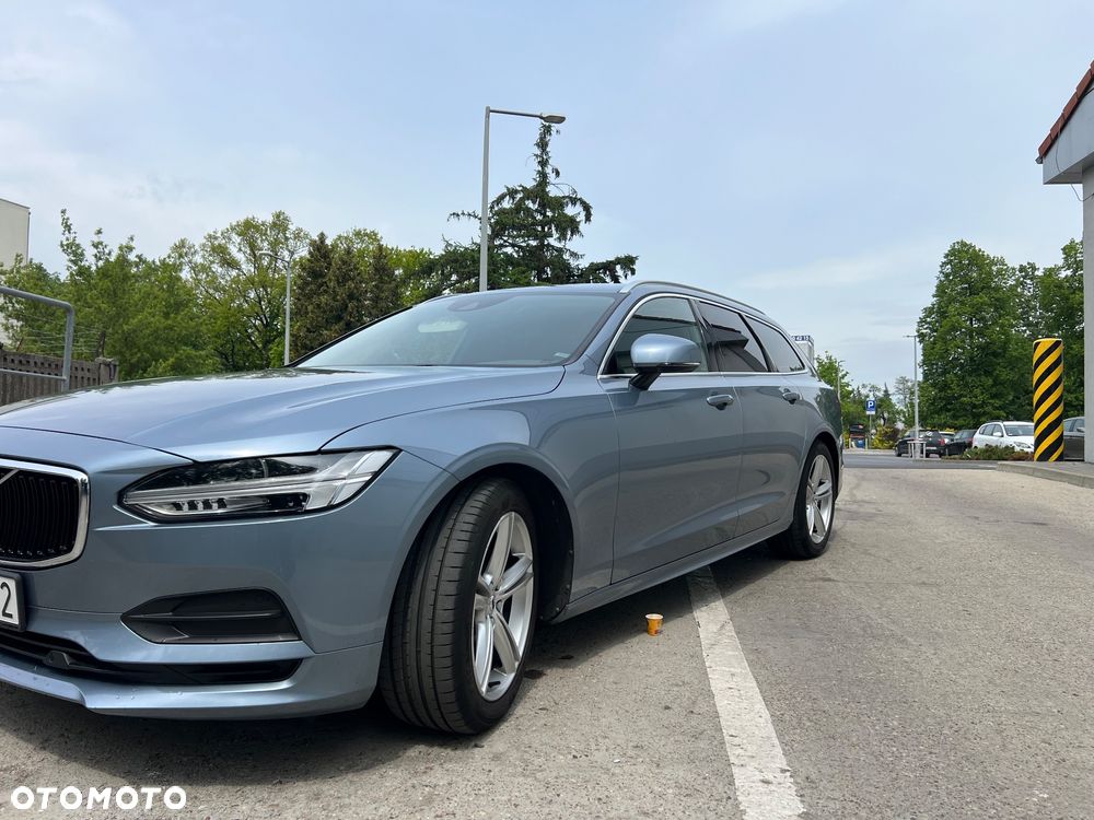 Volvo V90 D4 Momentum Pro - 3