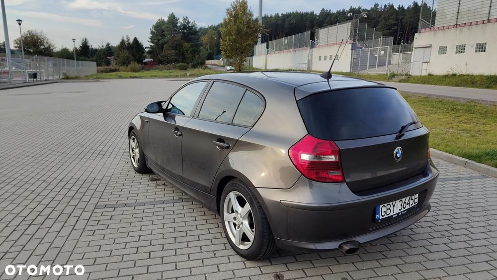 BMW Seria 1 116d - 5