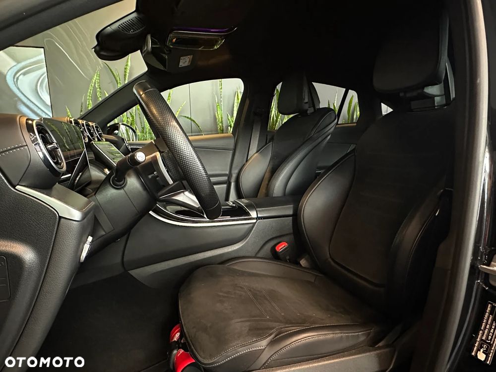 Mercedes-Benz GLC 200 mHEV 4-Matic AMG Line - 12