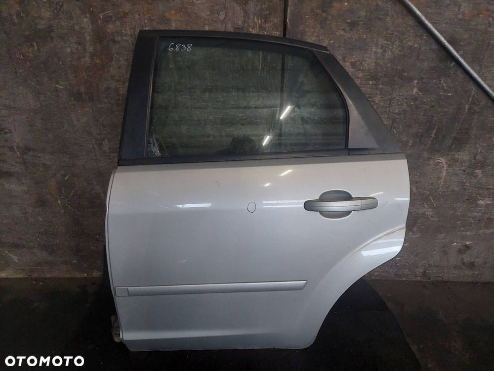 DRZWI KOMPLETNE LEWY TYŁ FORD FOCUS MK2 03 HB 5D - 1