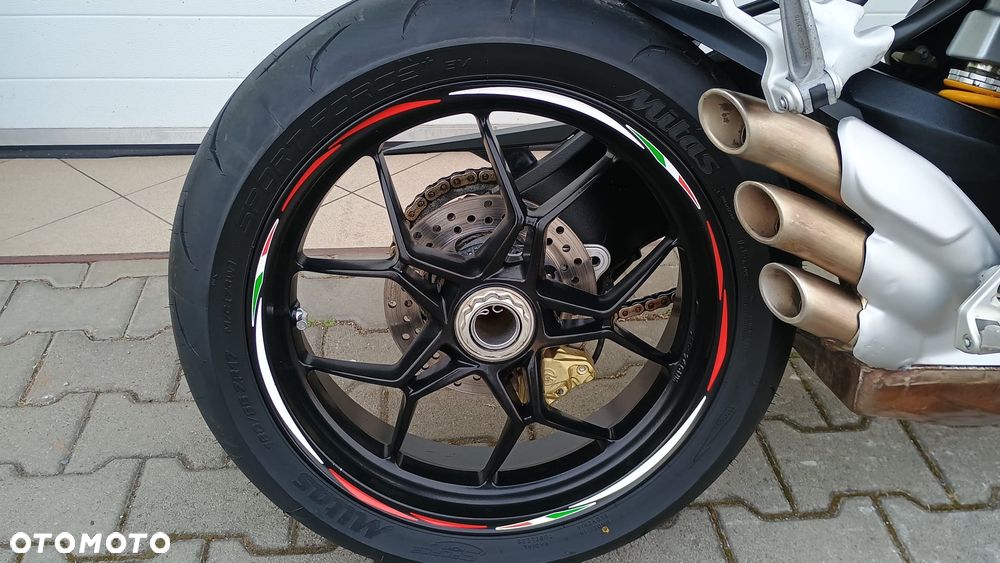 MV AGUSTA Brutale - 33