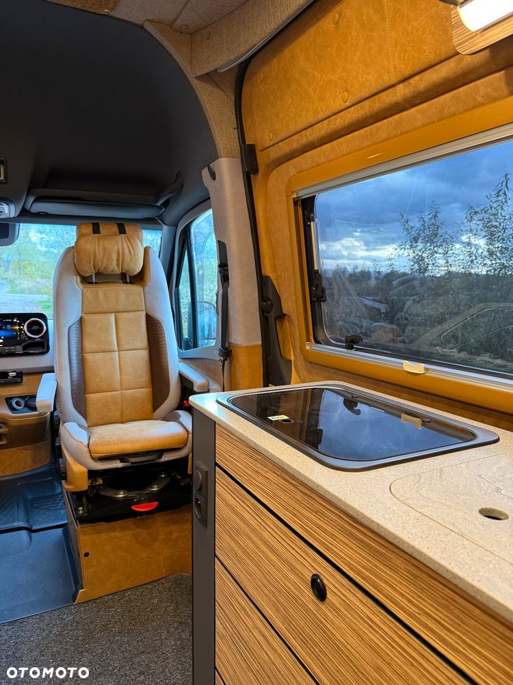 Mercedes-Benz Sprinter - 30