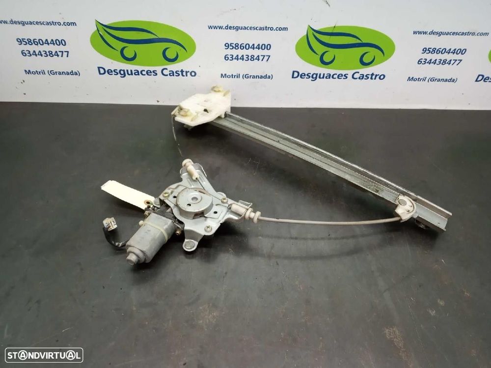 ELEVADOR DE VIDRO TRASEIRO ESQUERDO HYUNDAI MATRIX 2002 -9881017200 - 1