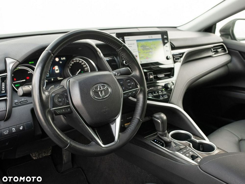 Toyota Camry - 7