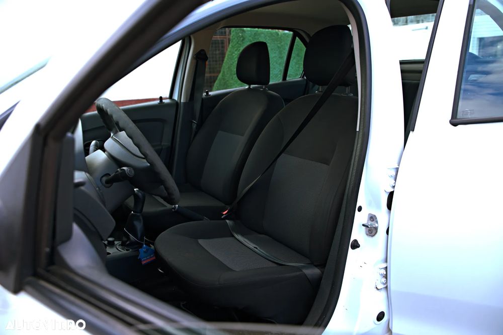 Dacia Logan 1.2 73 CP Acces - 3