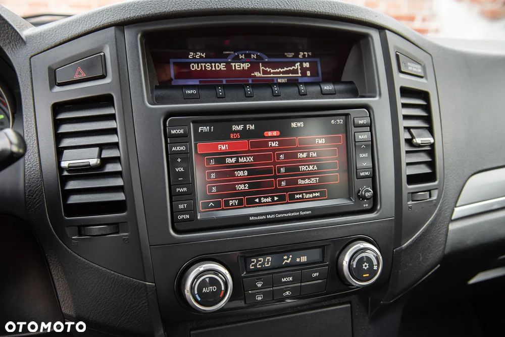 Mitsubishi Pajero 3.2 DI-D Automatik Intense - 21