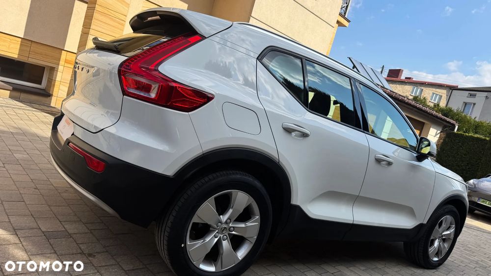 Volvo XC 40 T3 Geartronic Momentum Core - 9