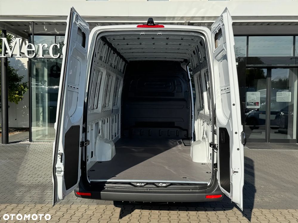 Mercedes-Benz Sprinter 319 CDI - 15