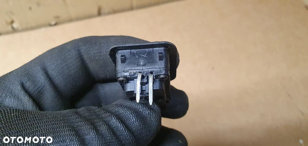 Przełącznik włącznik otwierania klapy bagażnika Ford C-Max MK2 DJ5T-14K147-AA - 5