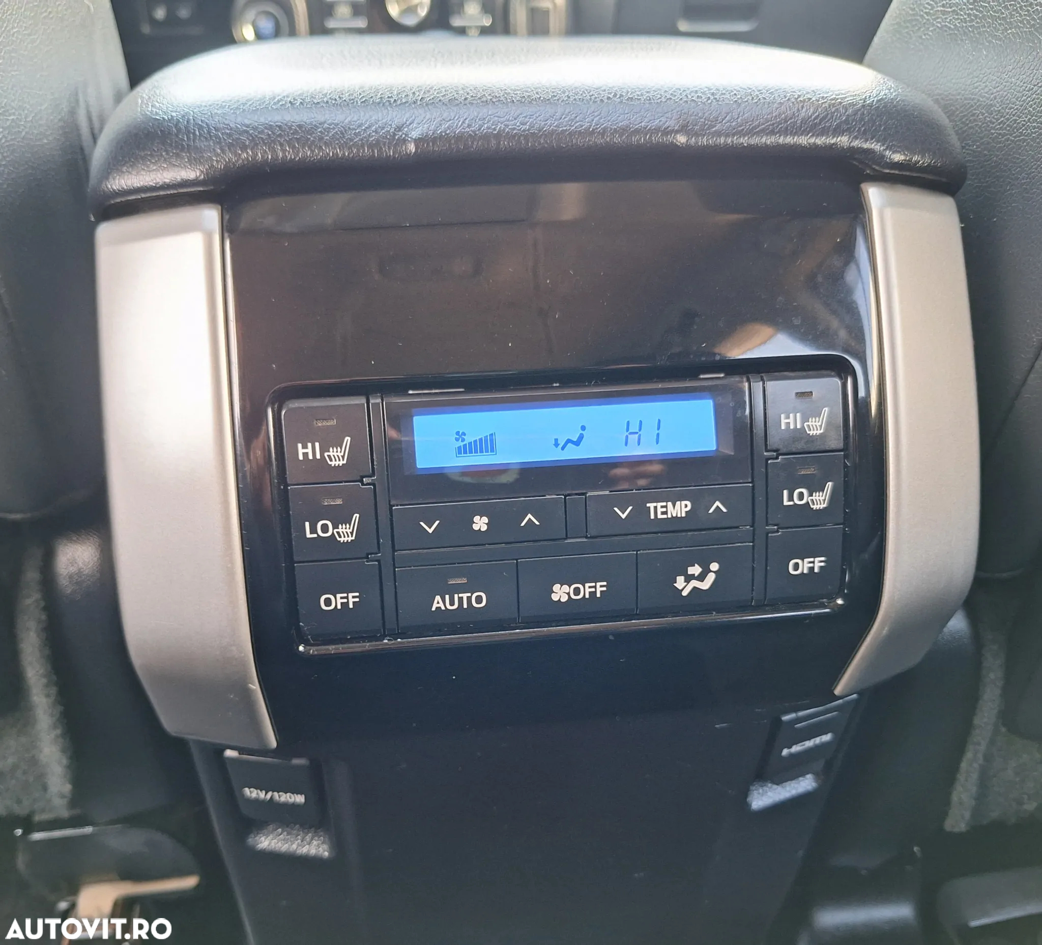 Toyota Land Cruiser 2.8l D-4D 204 CP A/T 7 locuri Luxury AVS Black - 11
