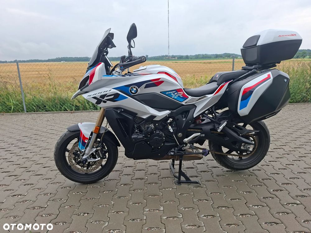 BMW XR - 3