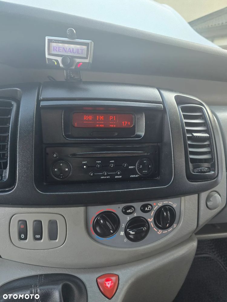 Renault Trafic - 9