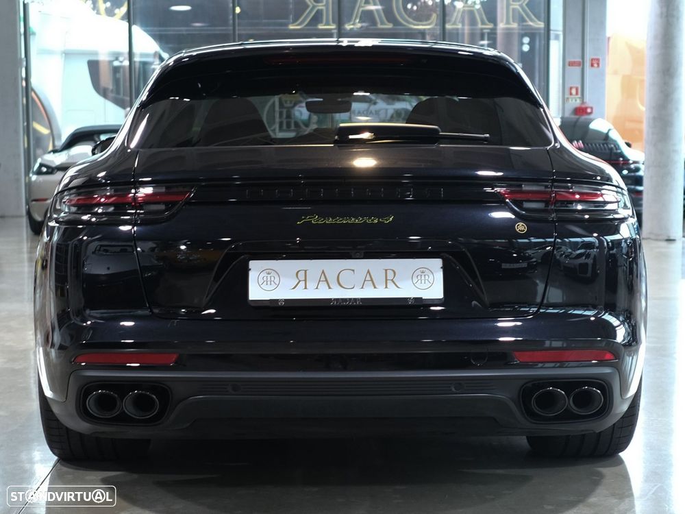 Porsche Panamera Sport Turismo 4 E-Hybrid 10 Years Edition - 3