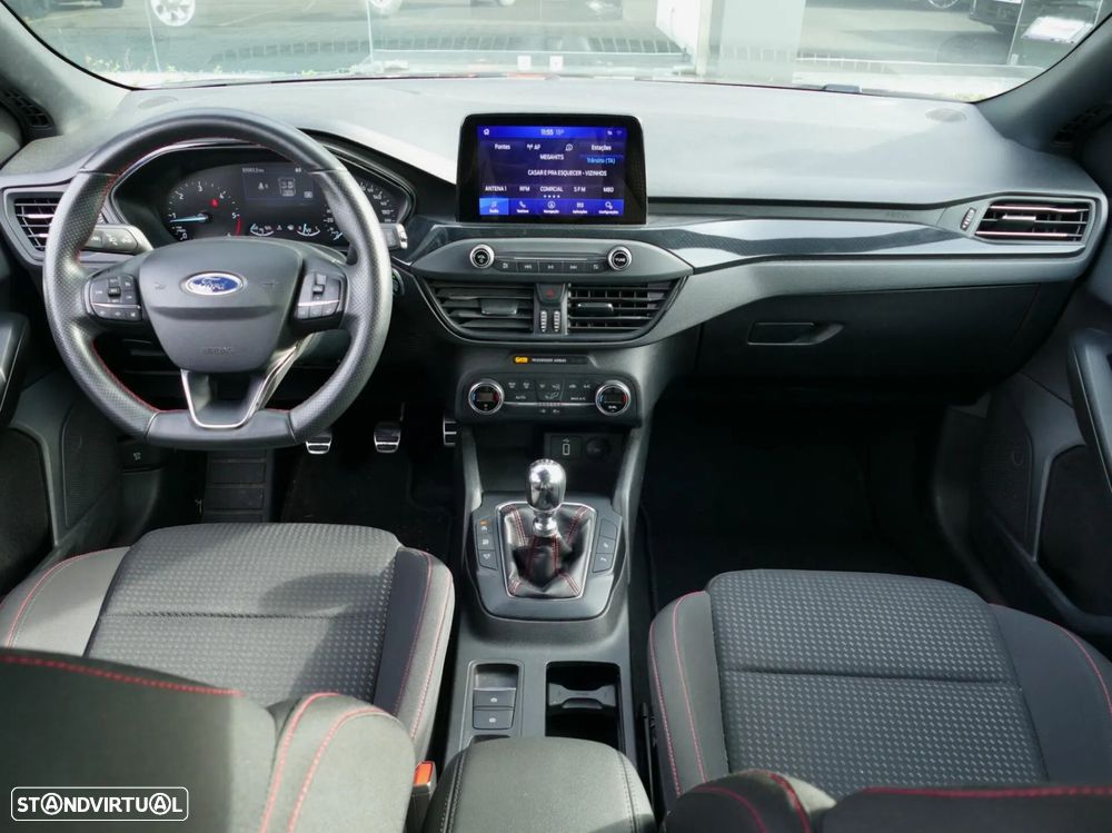 Ford Focus SW 1.5 TDCi EcoBlue ST-Line - 33