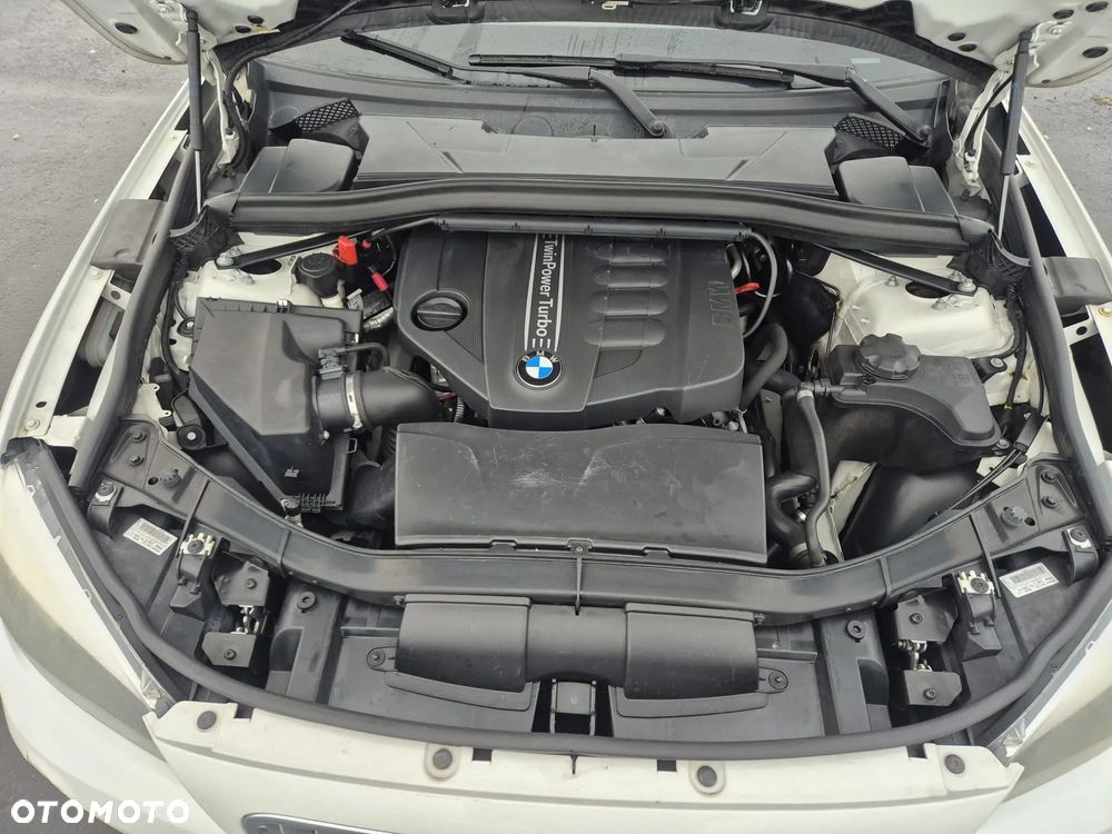 BMW X1 sDrive18d xLine - 16