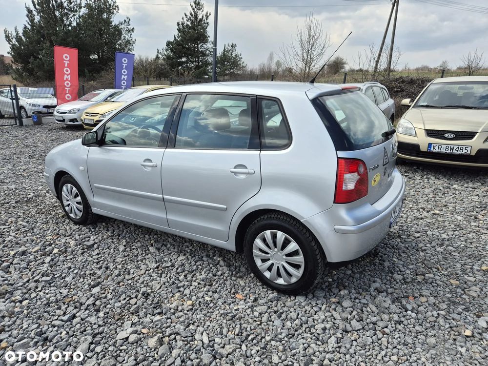 Volkswagen Polo 1.4 16V Sportline - 9