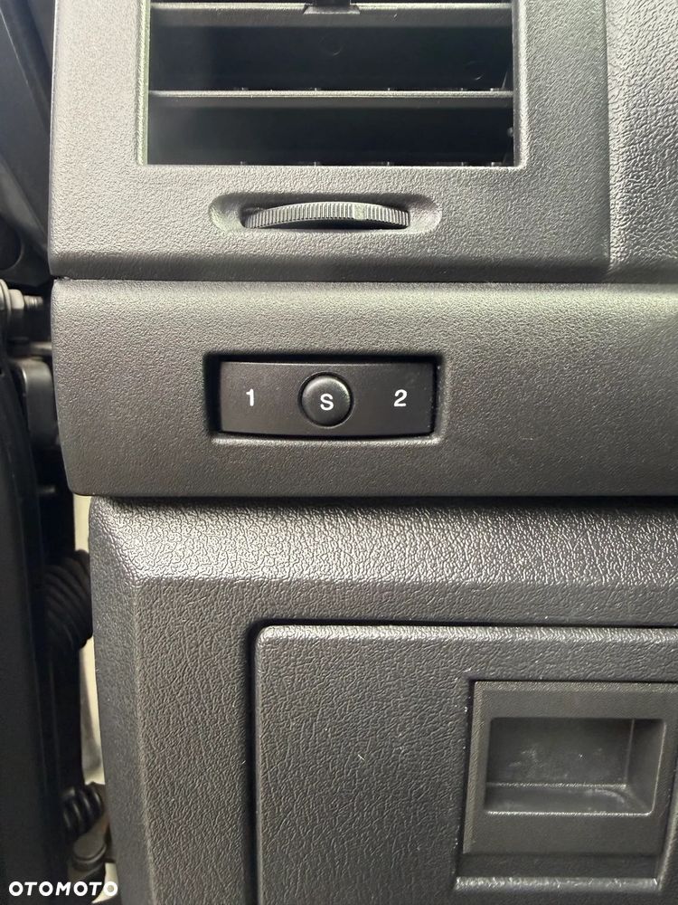 Jeep Liberty 3.7 4x4 - 13
