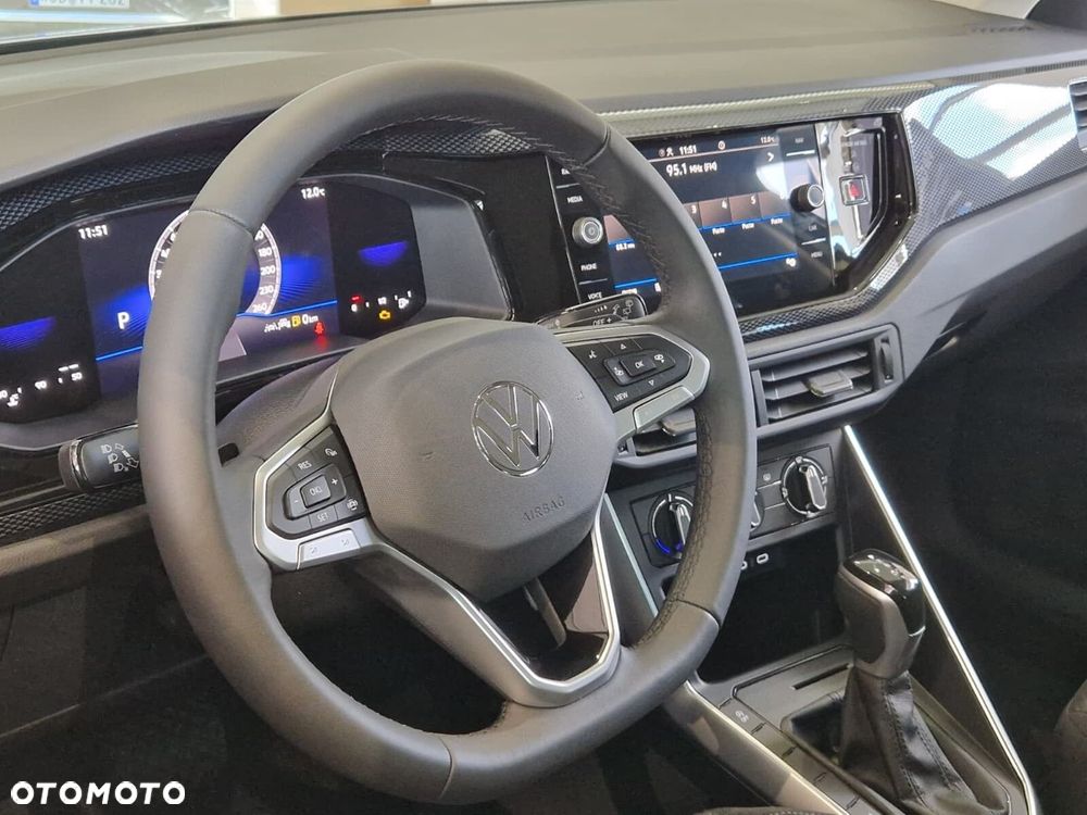 Volkswagen Polo - 12
