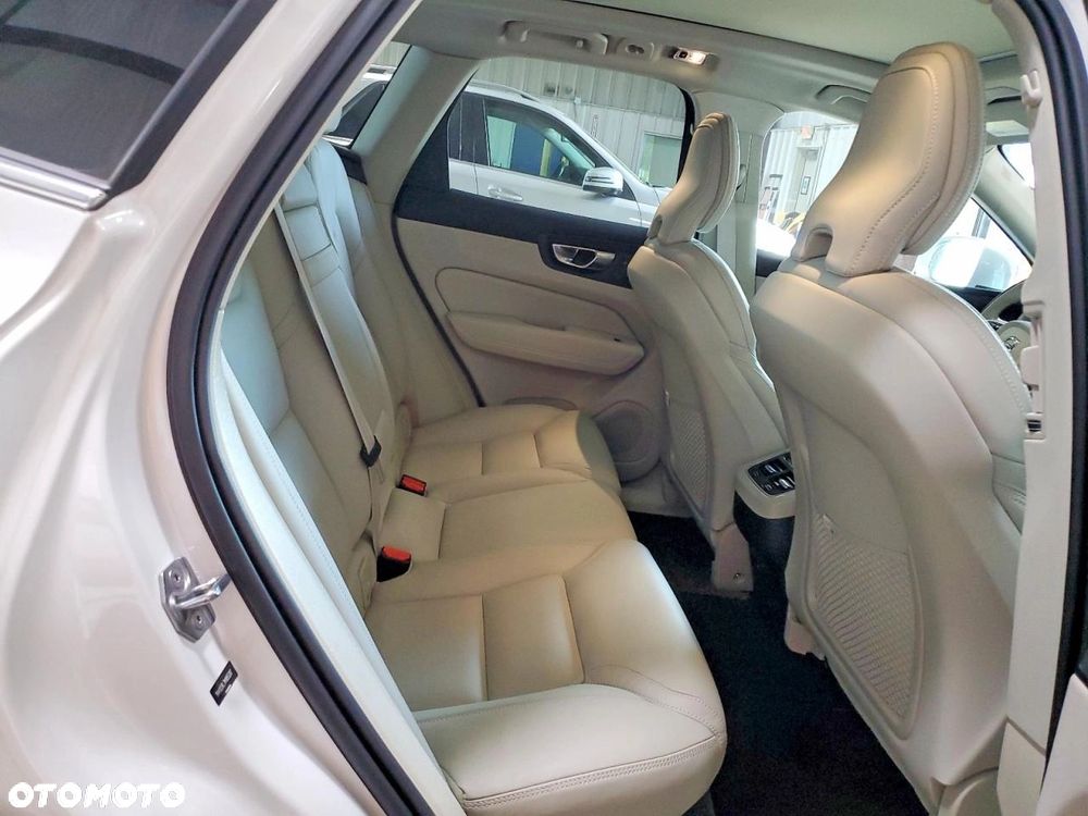 Volvo XC 60 T5 AWD Geartronic Inscription - 10