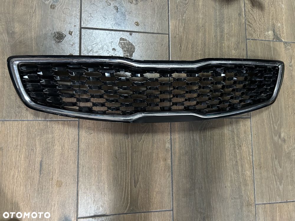 Atrapa Grill  Kia Forte Cerato III 3 Lift 2015-ORG - 2