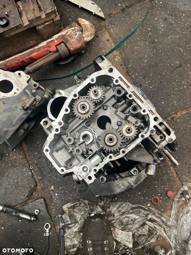 Silnik hatz supra 1d81 blok silnika - 2