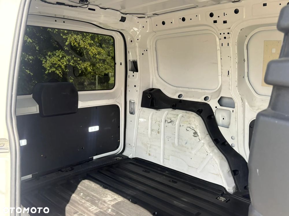 Volkswagen Caddy 2.0 TDI - 11