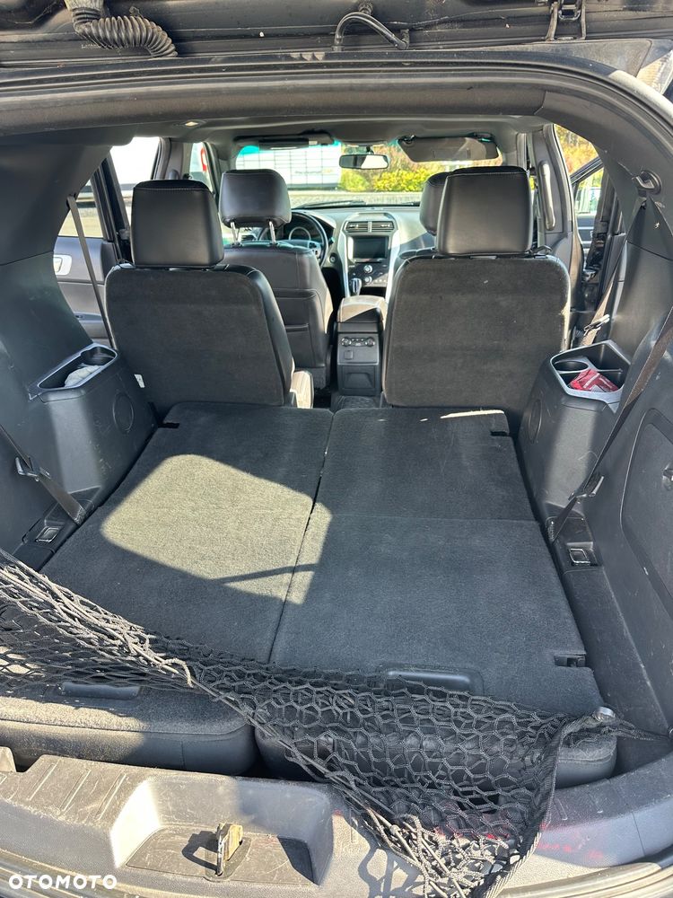 Ford Explorer - 14