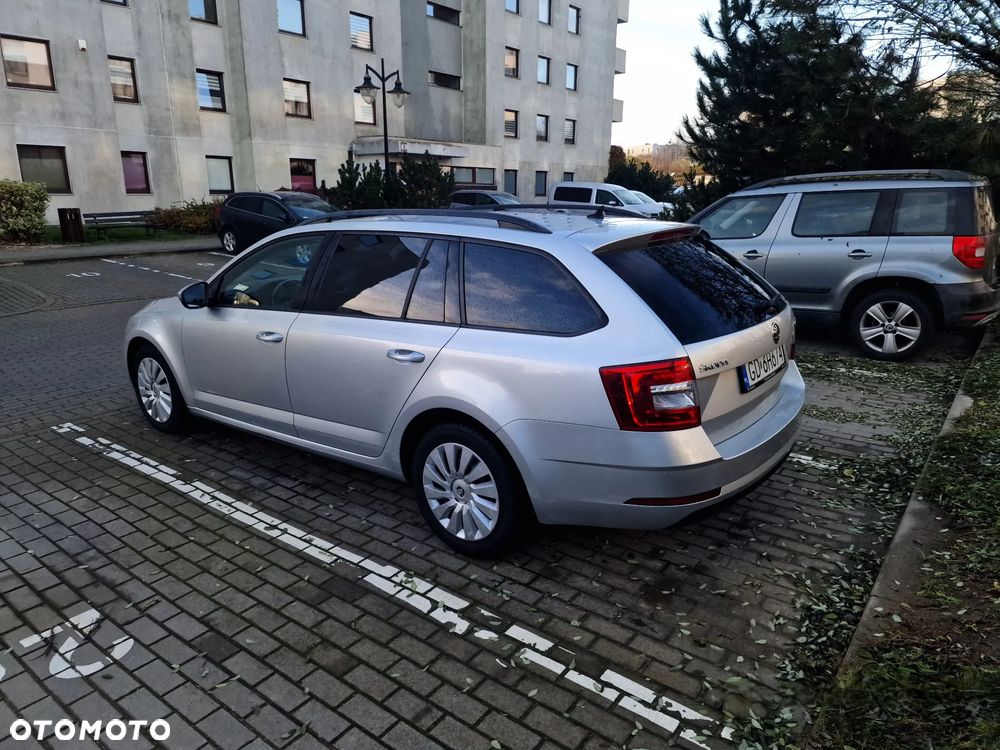 Skoda Octavia - 4