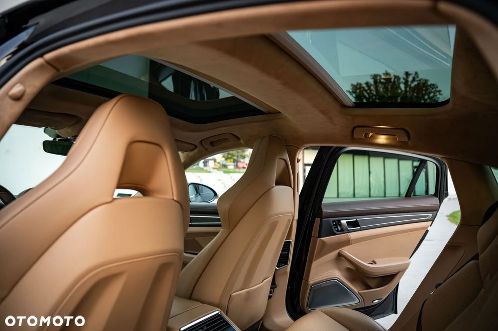 Porsche Panamera GTS - 19