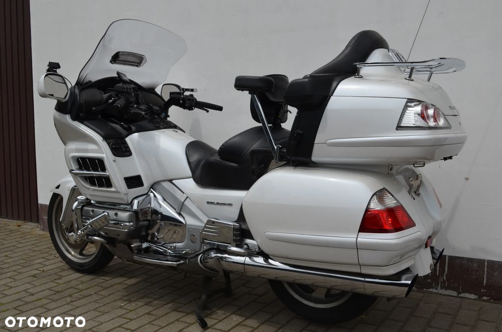 Honda GL - 6