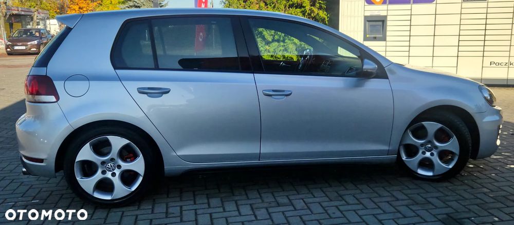 Volkswagen Golf 2.0 GTI - 18