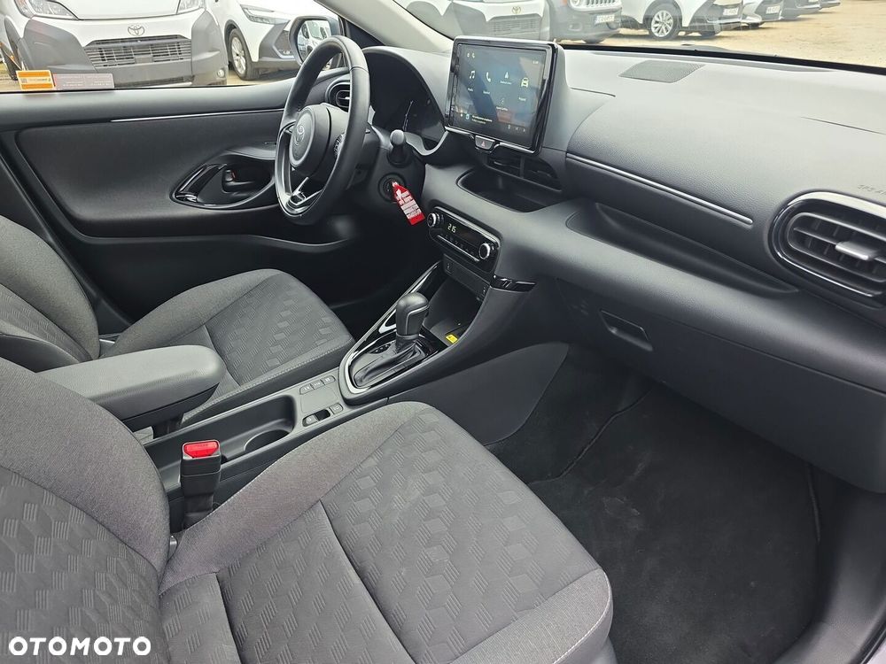 Toyota Yaris Hybrid 1.5 Style - 16