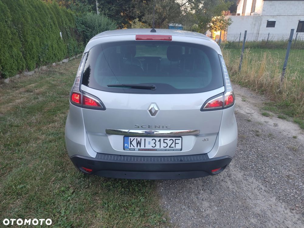 Renault Scenic 1.5 dCi Dynamique EDC - 11