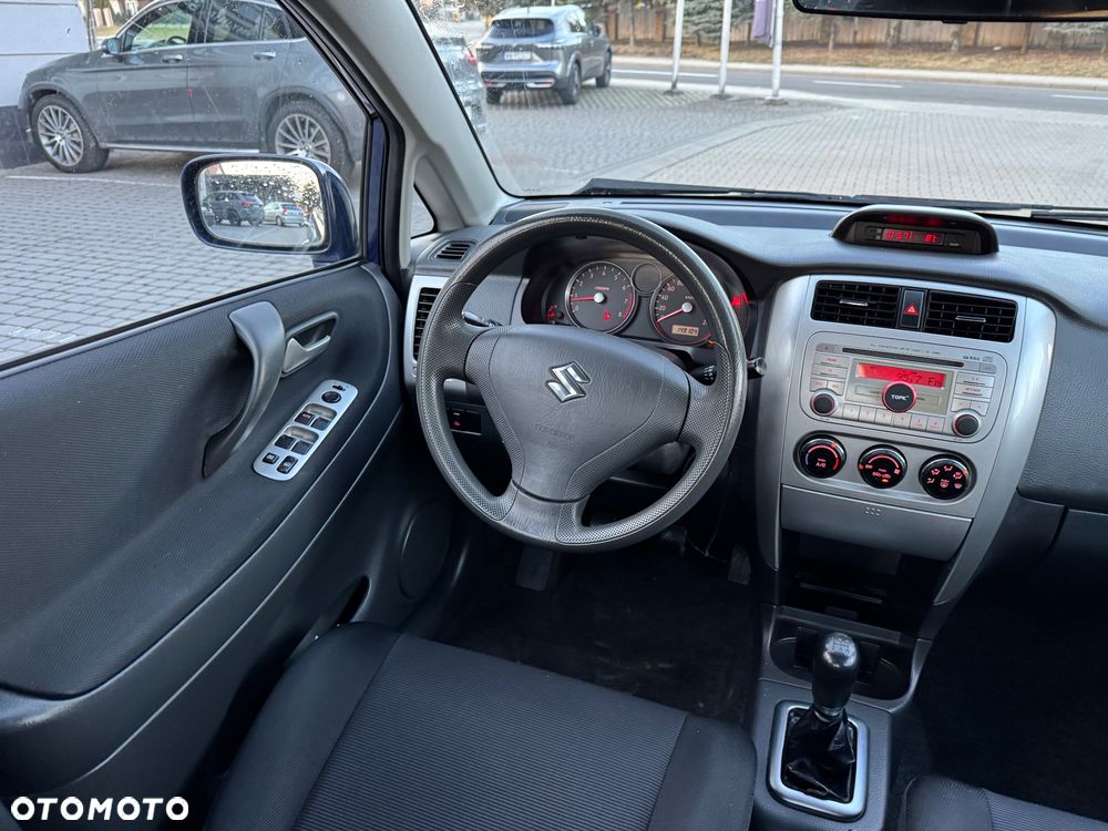 Suzuki Liana Kombi 1.6 4 Seasons - 15