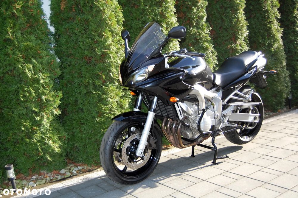 Yamaha FZ6 - 4