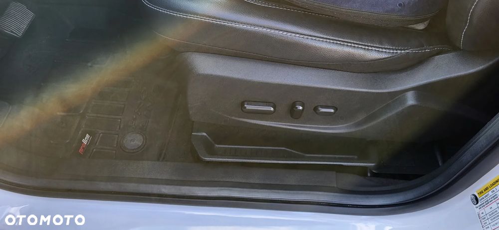 Ford Escape - 19