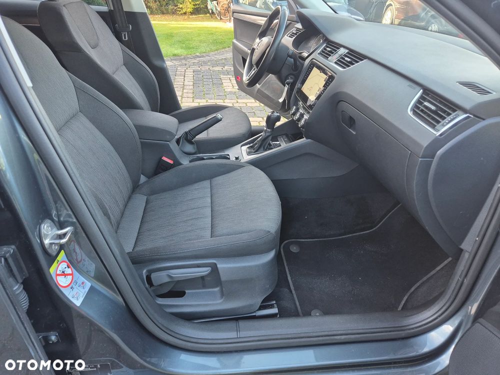 Skoda Octavia 2.0 TDI Style DSG - 18