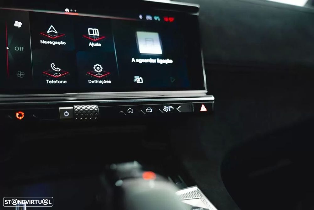 DS DS7 Crossback E-Tense Performance Line EAT8 - 41