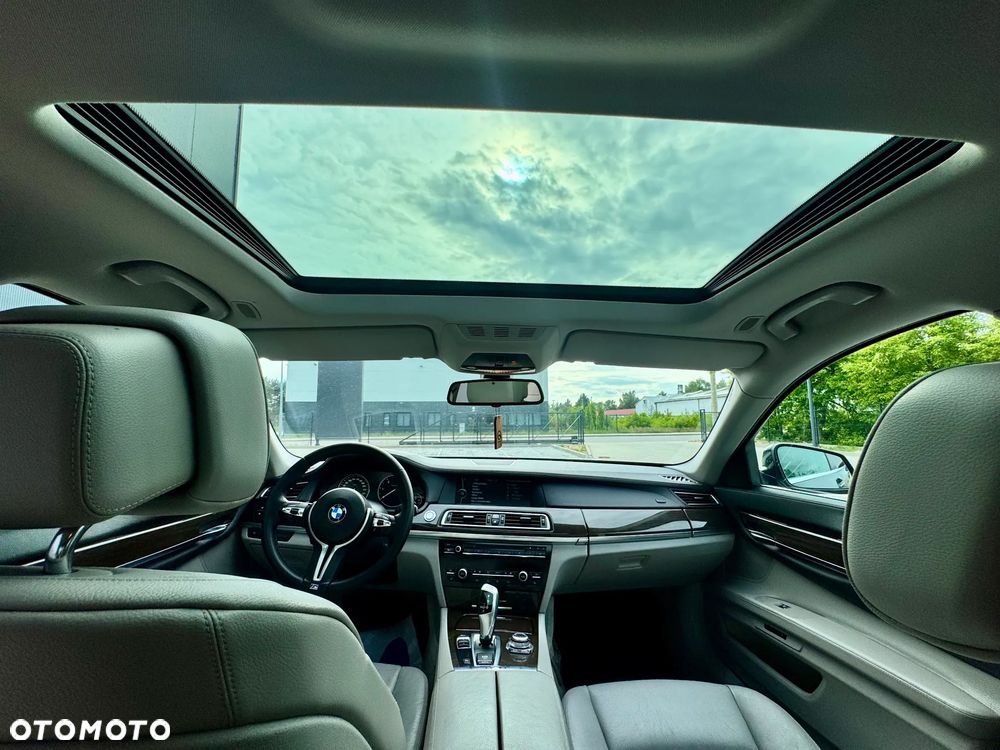 BMW Seria 7 730d - 12