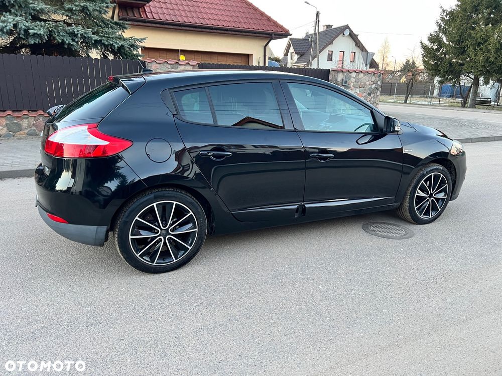 Renault Megane ENERGY TCe 115 Start & Stop Bose Edition - 27