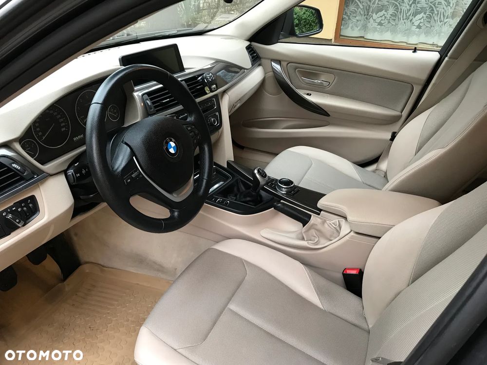 BMW Seria 3 318d - 5
